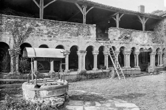 Galerie Ouest de l'abbaye pendant les travaux de restauration