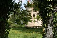 La Tour de l'abbé vue du jardin