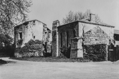 La Tour de l'abbé et le réfectoire de l'abbaye