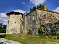 Tour de l'abbé et réfectoire de l'abbaye
