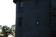 La Tour de l'abbé à la tombée de la nuit